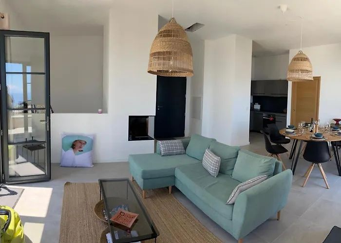 Villa Hugo Brando