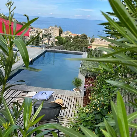 Villa Hugo Brando