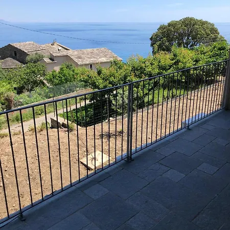 Villa Hugo Brando